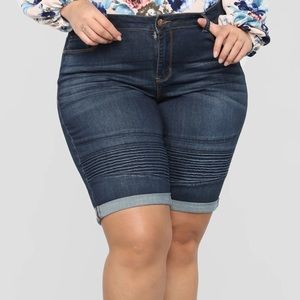 Drift Moto Bermuda shorts